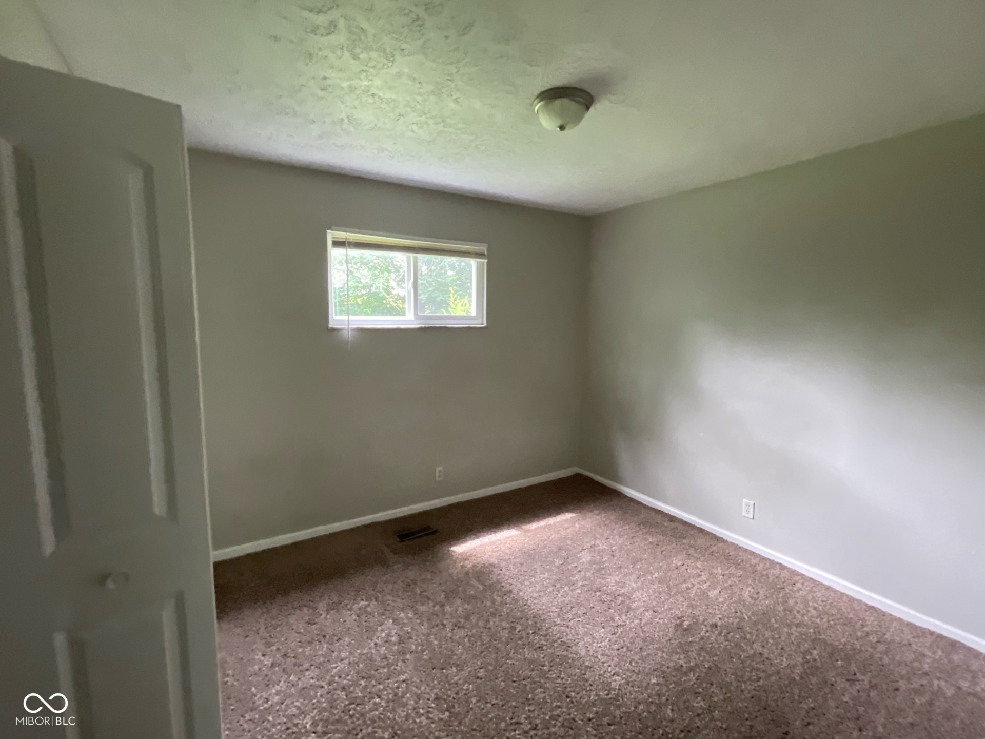 9045 Stardust Drive Indianapolis, IN 46229 - Photo 16 of 26