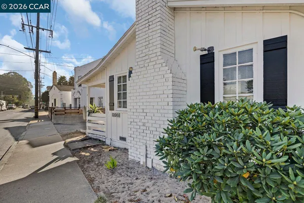 $4,000,000 | 1230 Del Monte Avenue, Monterey, CA 93940