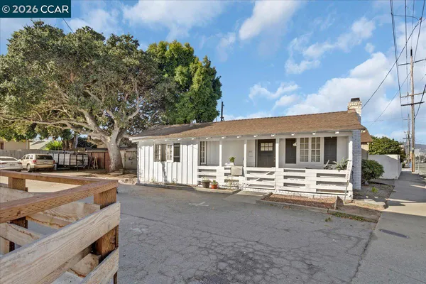 $4,000,000 | 1230 Del Monte Avenue, Monterey, CA 93940