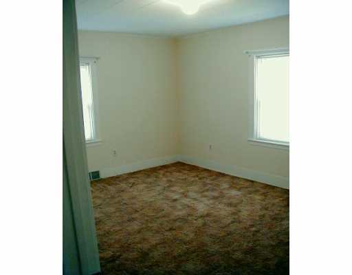 836 McLaughlin Run Road Bridgeville, PA 15017 - Photo 4 of 5 Gallery Image 4
