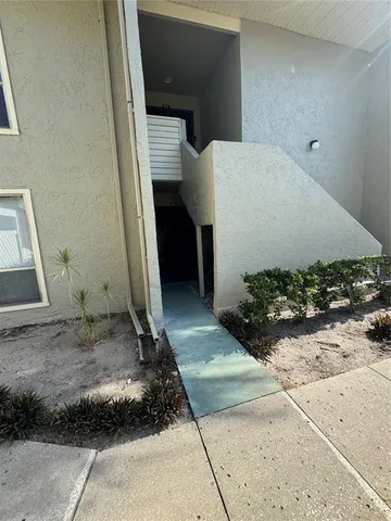 $3,000 | 621 Windrush Bay Drive, Unit 621, Tarpon Springs, FL 34689