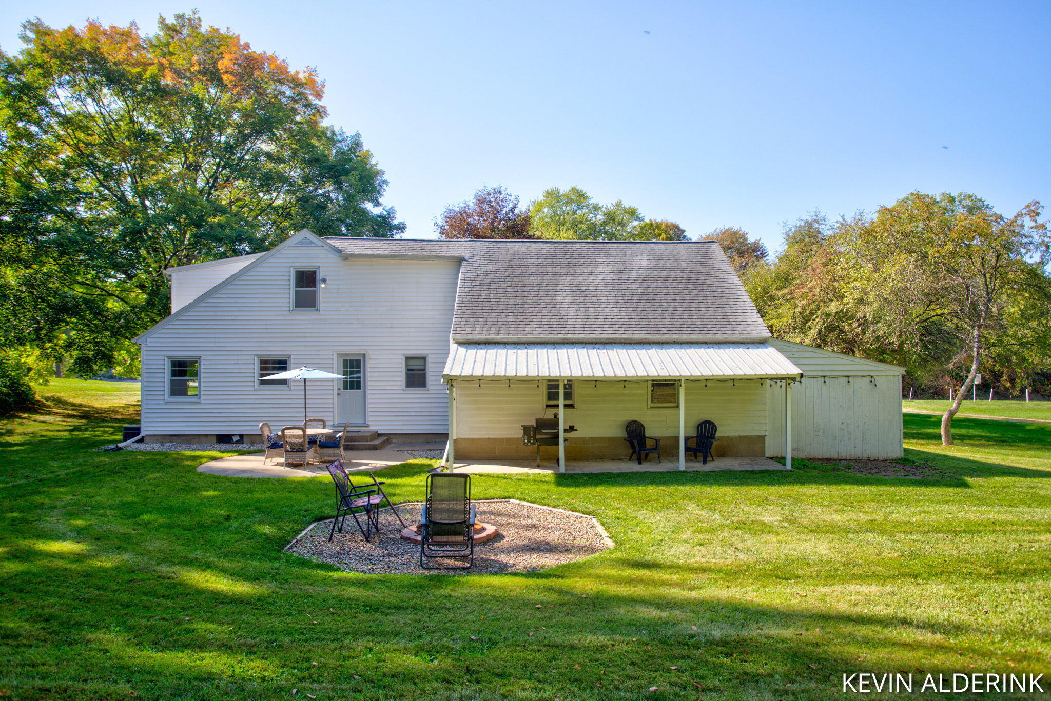 5482 Ravine Road Kalamazoo, MI 49009 - Photo 2 of 37 2