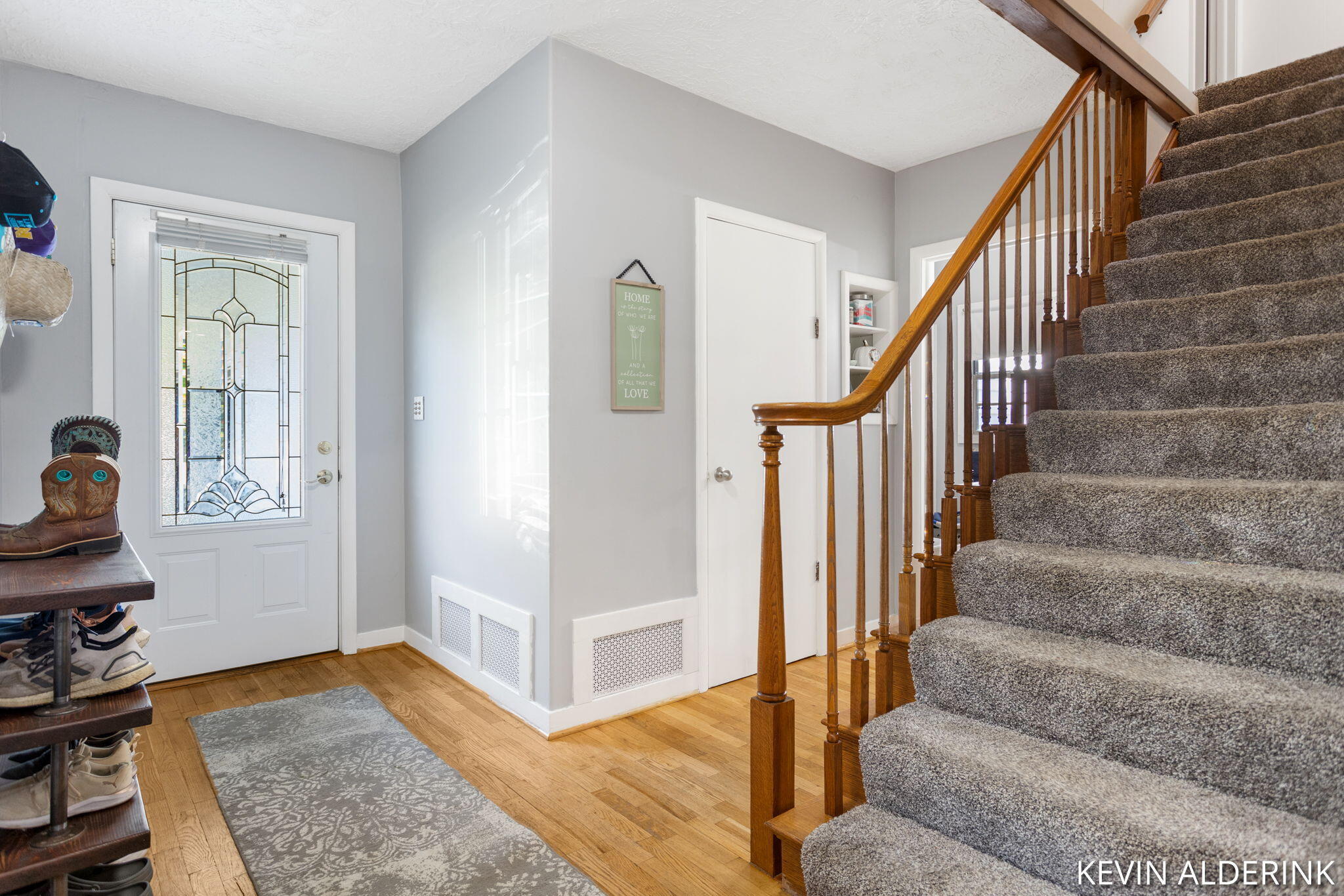 5482 Ravine Road Kalamazoo, MI 49009 - Photo 4 of 37 4