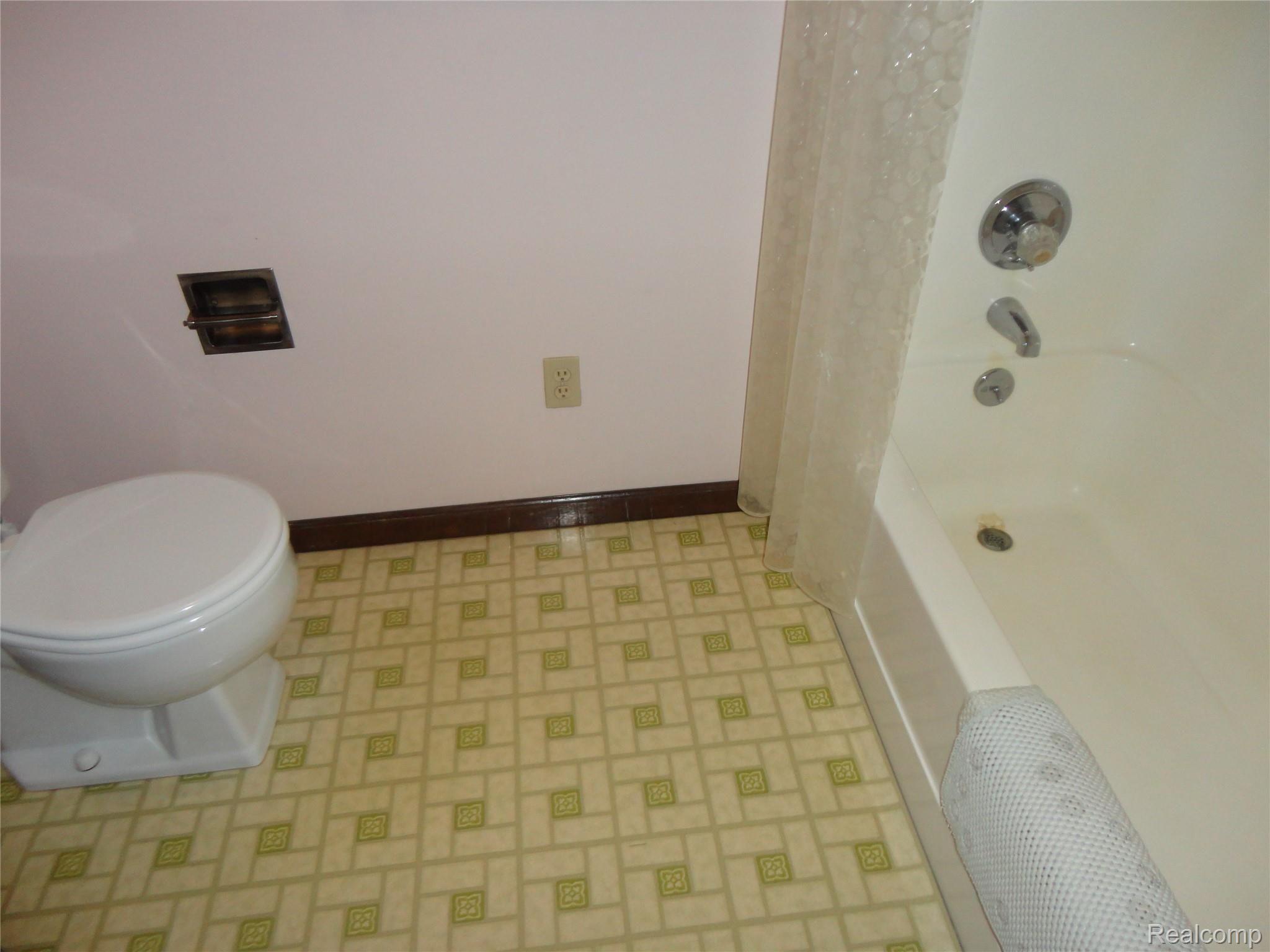 4315 Reid Road Swartz Creek, MI 48473 - Photo 31 of 48 DSC01770.JPG