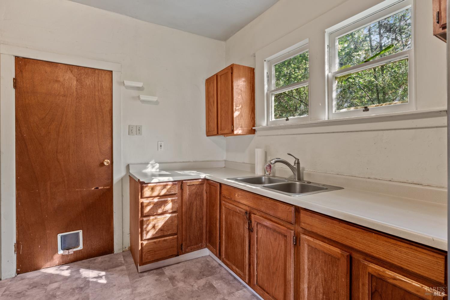 227 Hewett Street Santa Rosa, CA 95401 - Photo 21 of 65