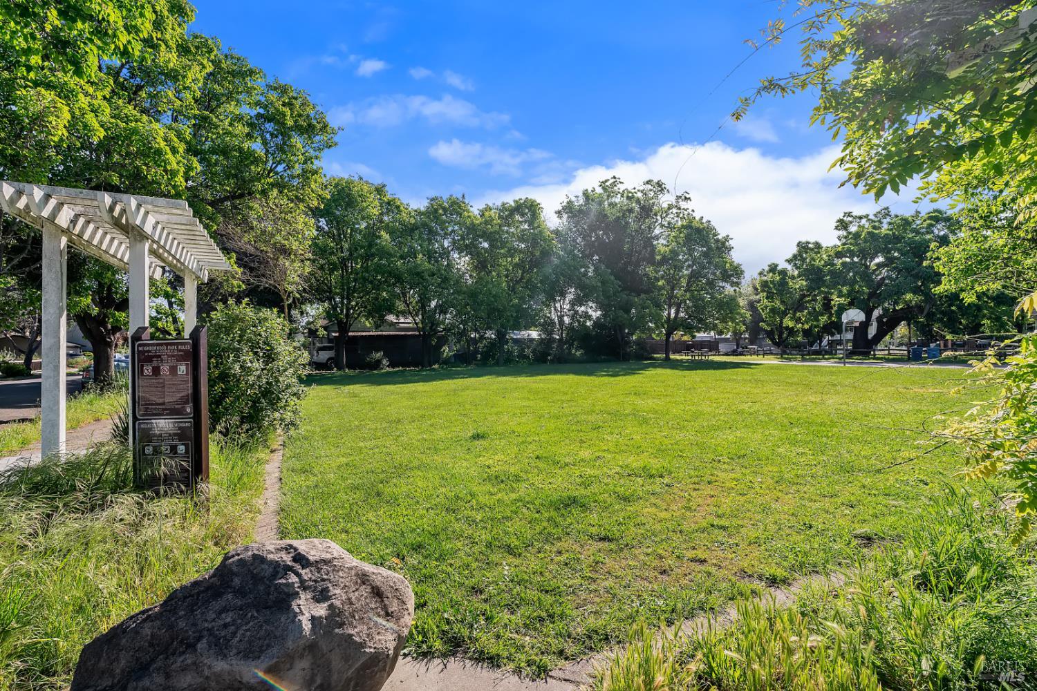 227 Hewett Street Santa Rosa, CA 95401 - Photo 32 of 65