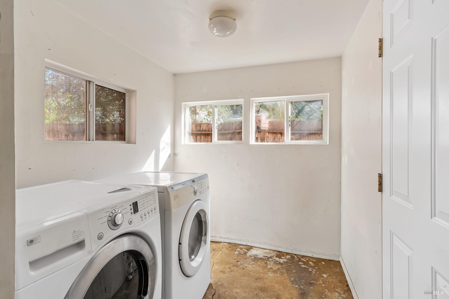 227 Hewett Street Santa Rosa, CA 95401 - Photo 55 of 65 Laundry area/room for Polk