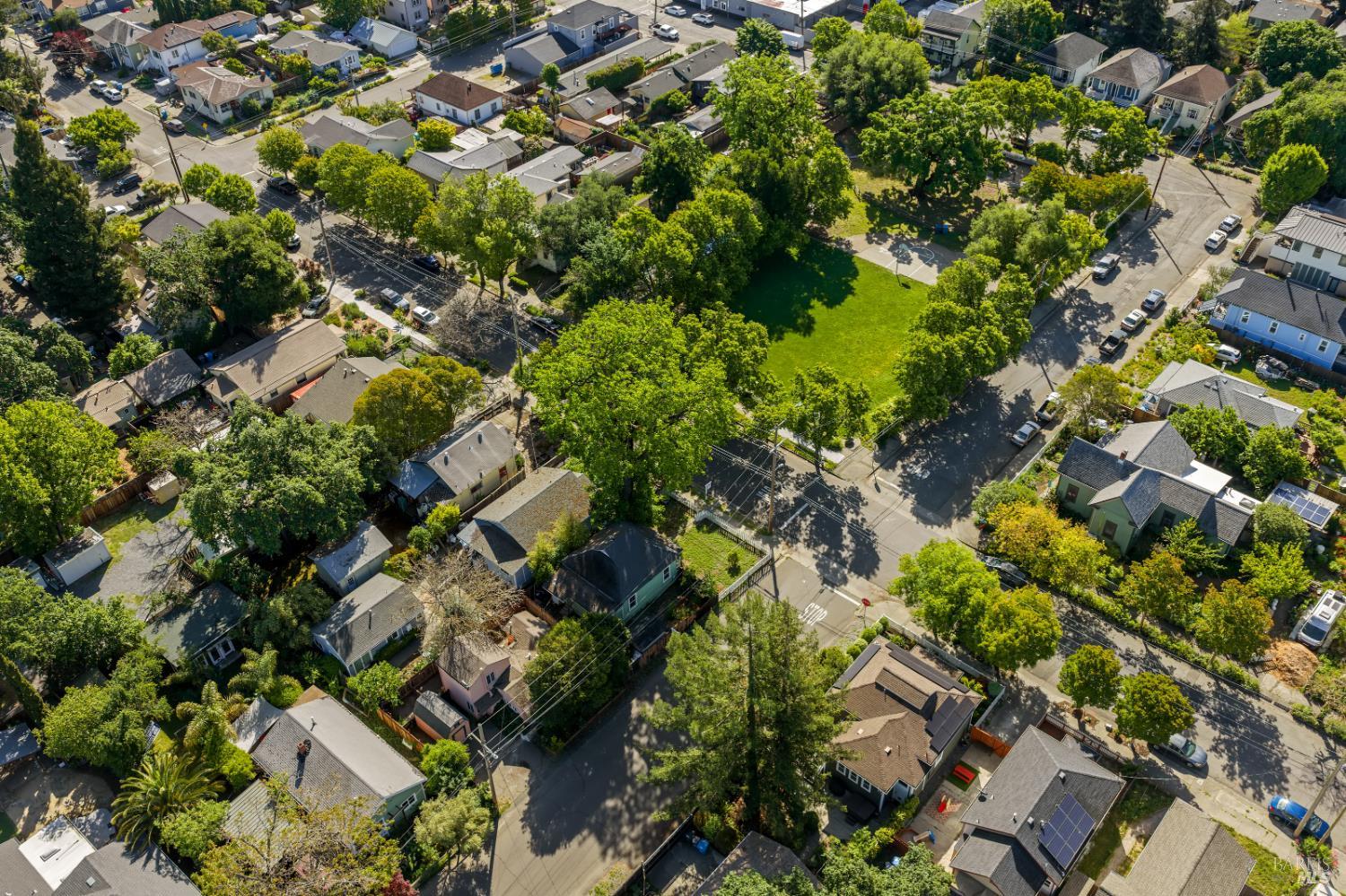 227 Hewett Street Santa Rosa, CA 95401 - Photo 63 of 65
