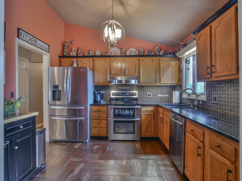 115 Hollow View Road Gray, TN 37615 - Photo 13 of 28 CUSTOM KITCHEN