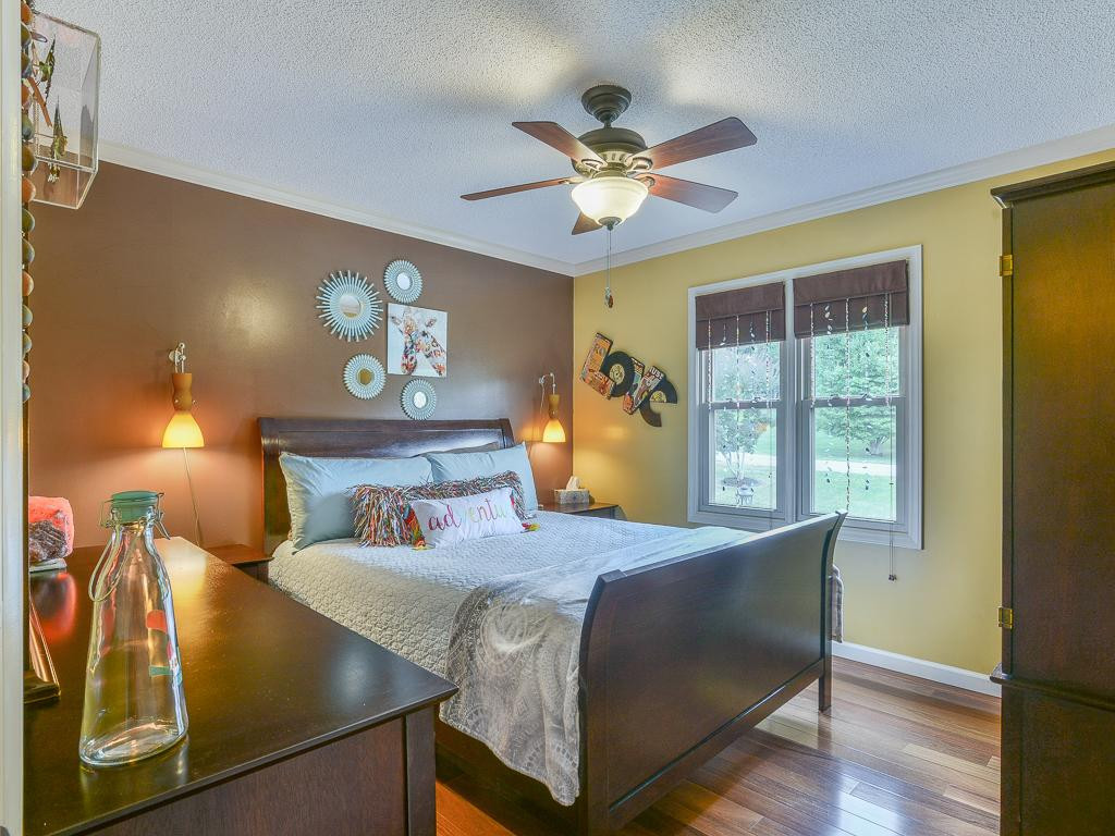 115 Hollow View Road Gray, TN 37615 - Photo 22 of 28 BEDROOM 2