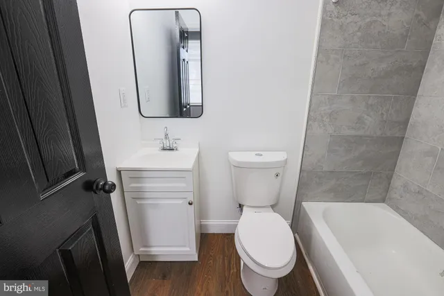 $2,800 | 9 Glenmore Avenue, Baltimore, MD 21206