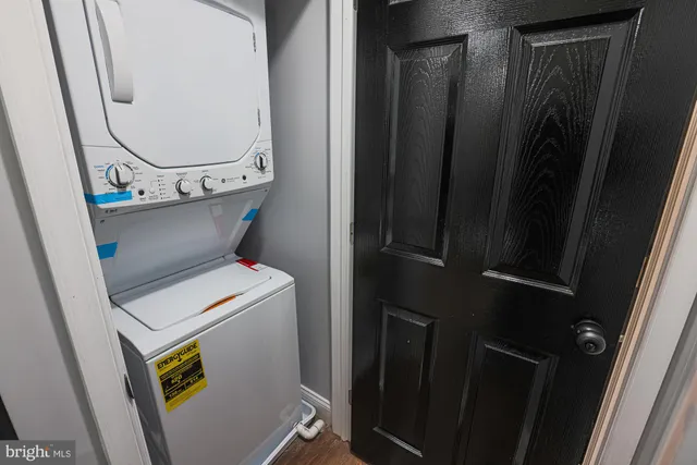 $2,800 | 9 Glenmore Avenue, Baltimore, MD 21206