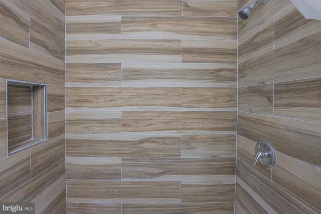 $2,800 | 9 Glenmore Avenue, Baltimore, MD 21206