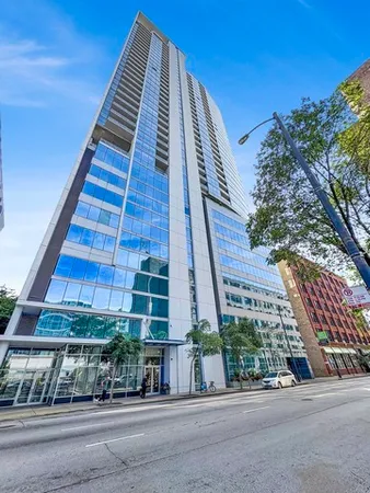 $3,200 | 303 West Ohio Street, Unit 3501, Chicago, IL 60654
