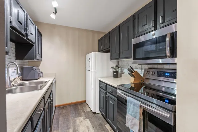 $150,000 | 8117 West Manitoba Street, Unit 16, West Allis, WI 53219