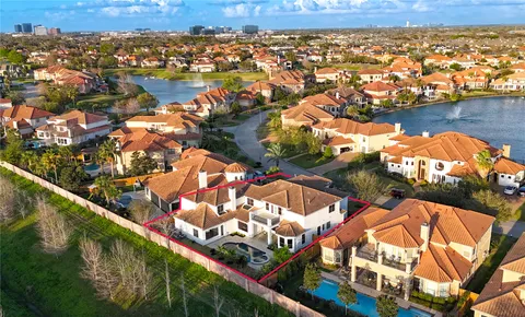 $1,650,000 | 14014 Hampton Cove Drive, Houston, TX 77077