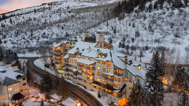$4,100,000 | 180 Offerson Road, Unit 29, Beaver Creek, CO 81620