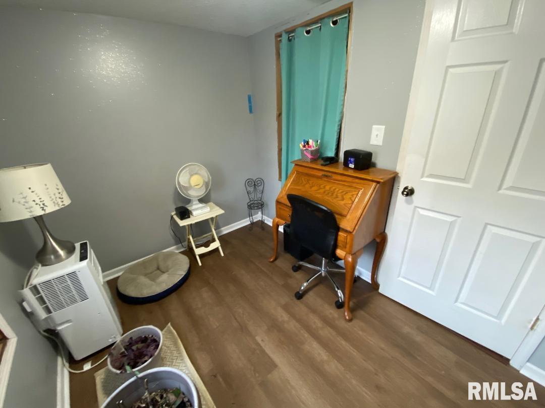 2425 South 10th Street Springfield, IL 62703 - Photo 46 of 56