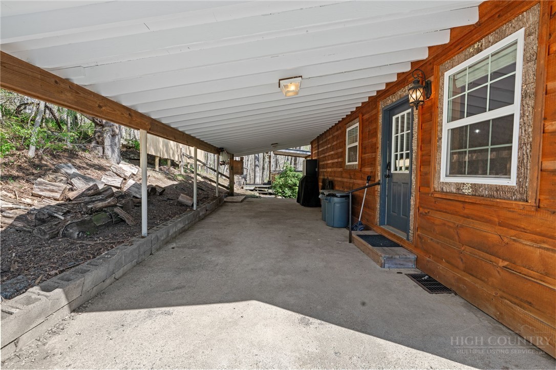 184 Dutch Treat Road Banner Elk, NC 28604 - Photo 11 of 49