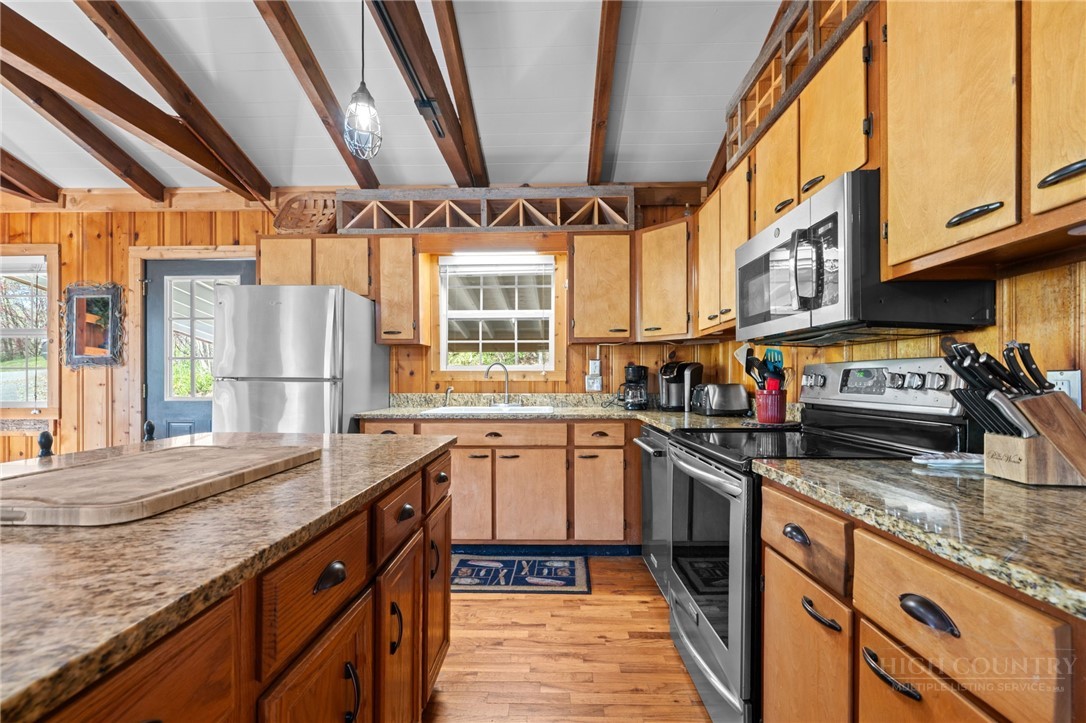 184 Dutch Treat Road Banner Elk, NC 28604 - Photo 30 of 49