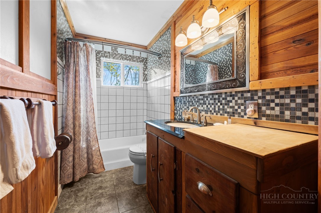 184 Dutch Treat Road Banner Elk, NC 28604 - Photo 38 of 49