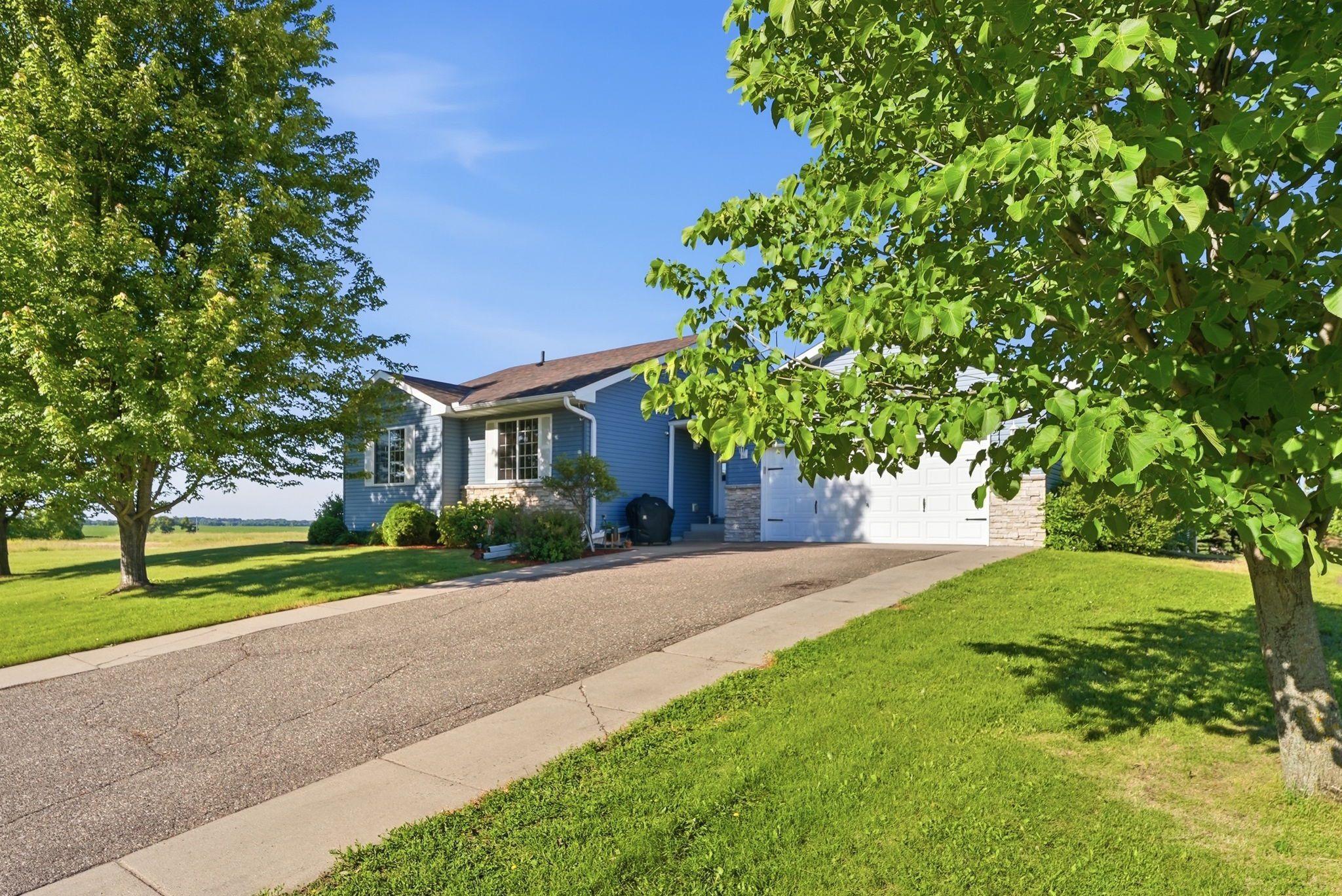 121 Shire Road Watkins, MN 55389 - Photo 1 of 35