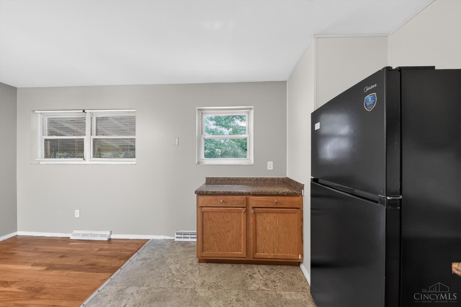 9192 Pippin Road Cincinnati, OH 45231 - Photo 7 of 30