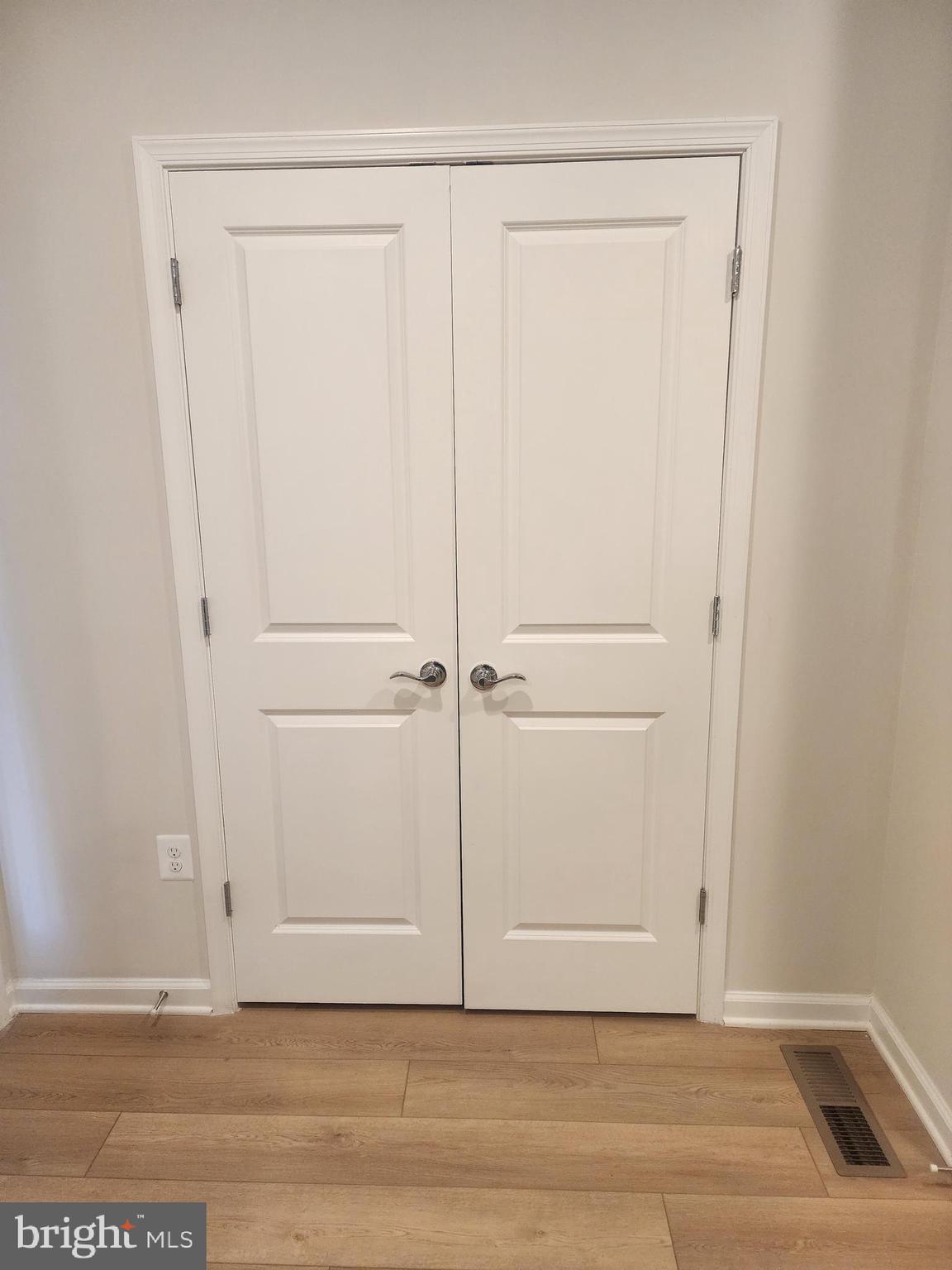 234 Mainstream Drive Laurel, MD 20724 - Photo 23 of 40 a view of a door in a room