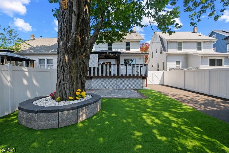 175 Colonial Road West Union, NJ 07083 - Photo 46 of 50