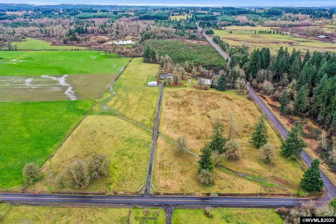 35578 East Lacomb Road Lebanon, OR 97355 - Photo 3 of 42 Gallery Image 3