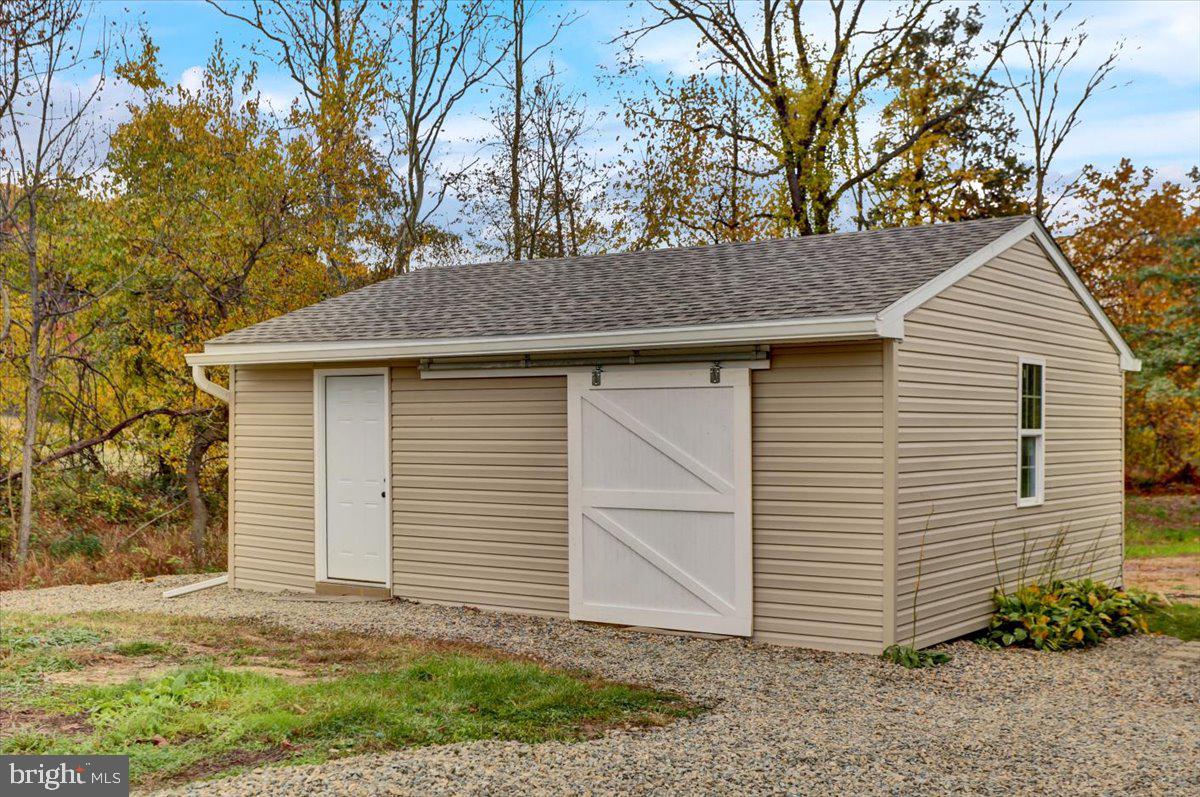 26 Marburger Road Oley, PA 19547 - Photo 31 of 33 22' x 24' shed