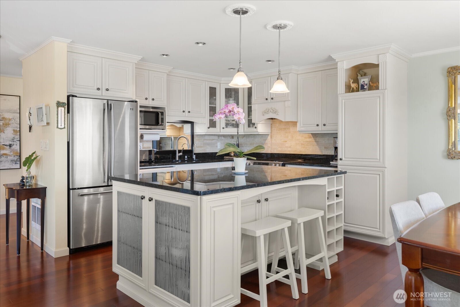 300 2nd Avenue North, Unit 2H Edmonds, WA 98020 - Photo 11 of 39