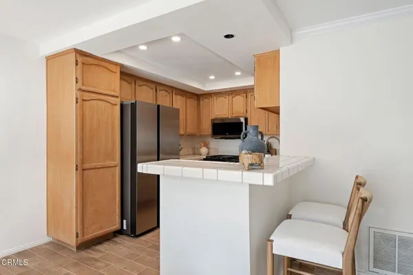 $820,000 | 244 Hill Ranch Drive, Thousand Oaks, CA 91362