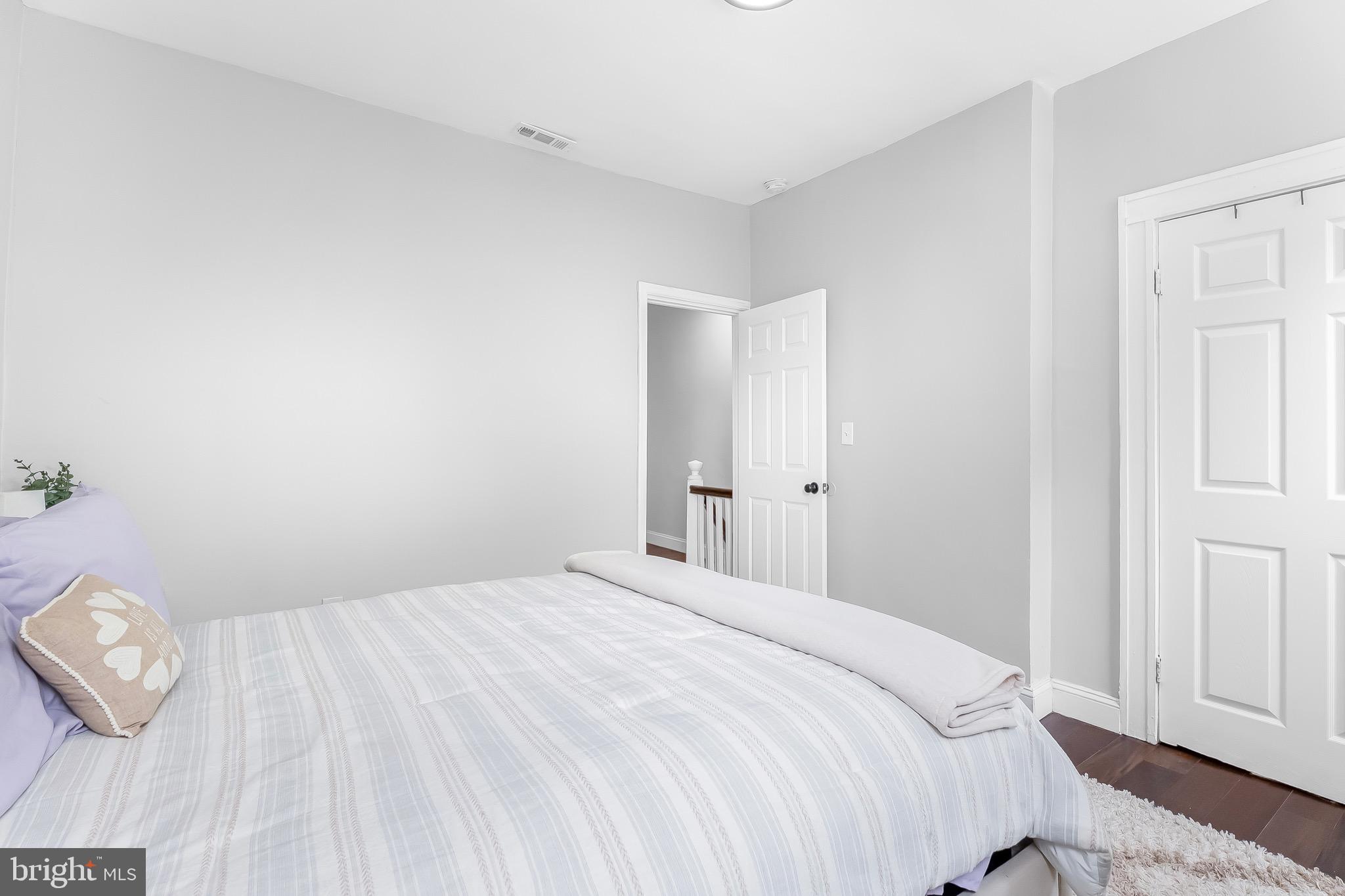 2831 Lake Avenue Baltimore, MD 21213 - Photo 19 of 25