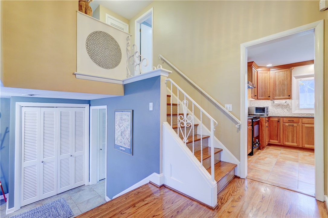 163 Avon Road Brighton, NY 14625 - Photo 15 of 36