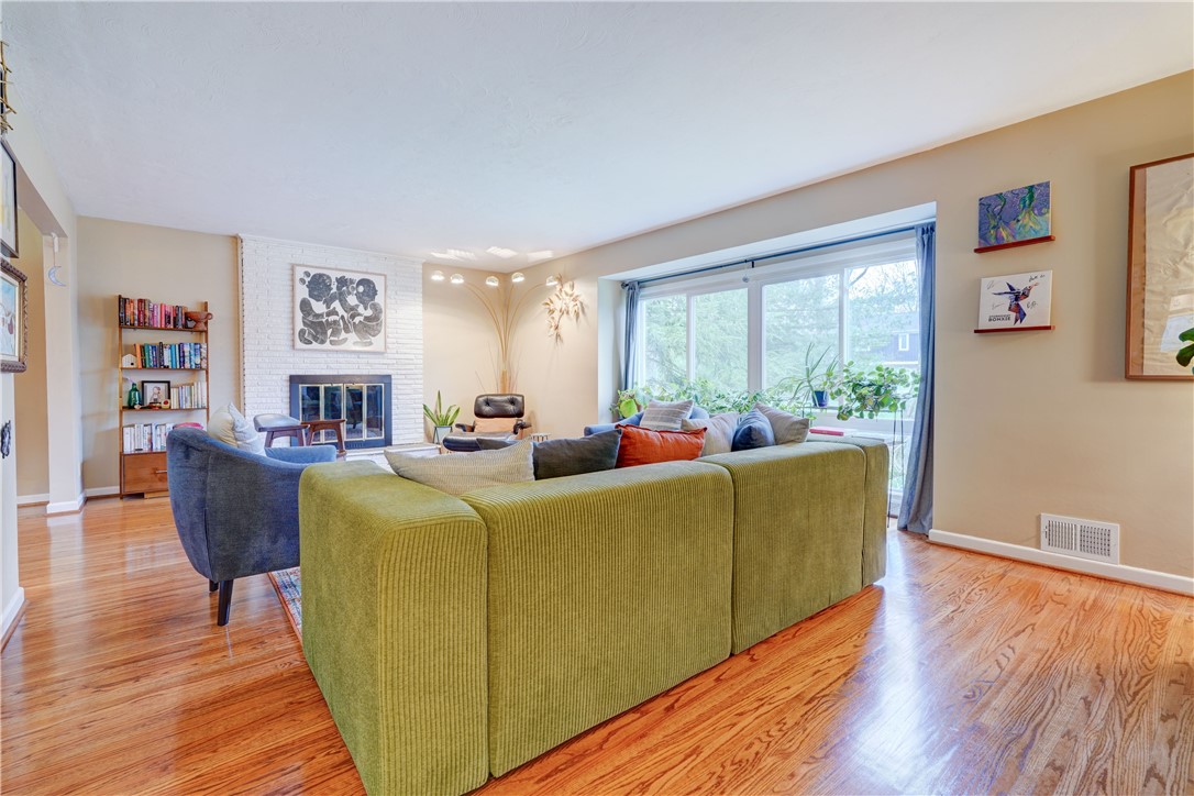 163 Avon Road Brighton, NY 14625 - Photo 6 of 36