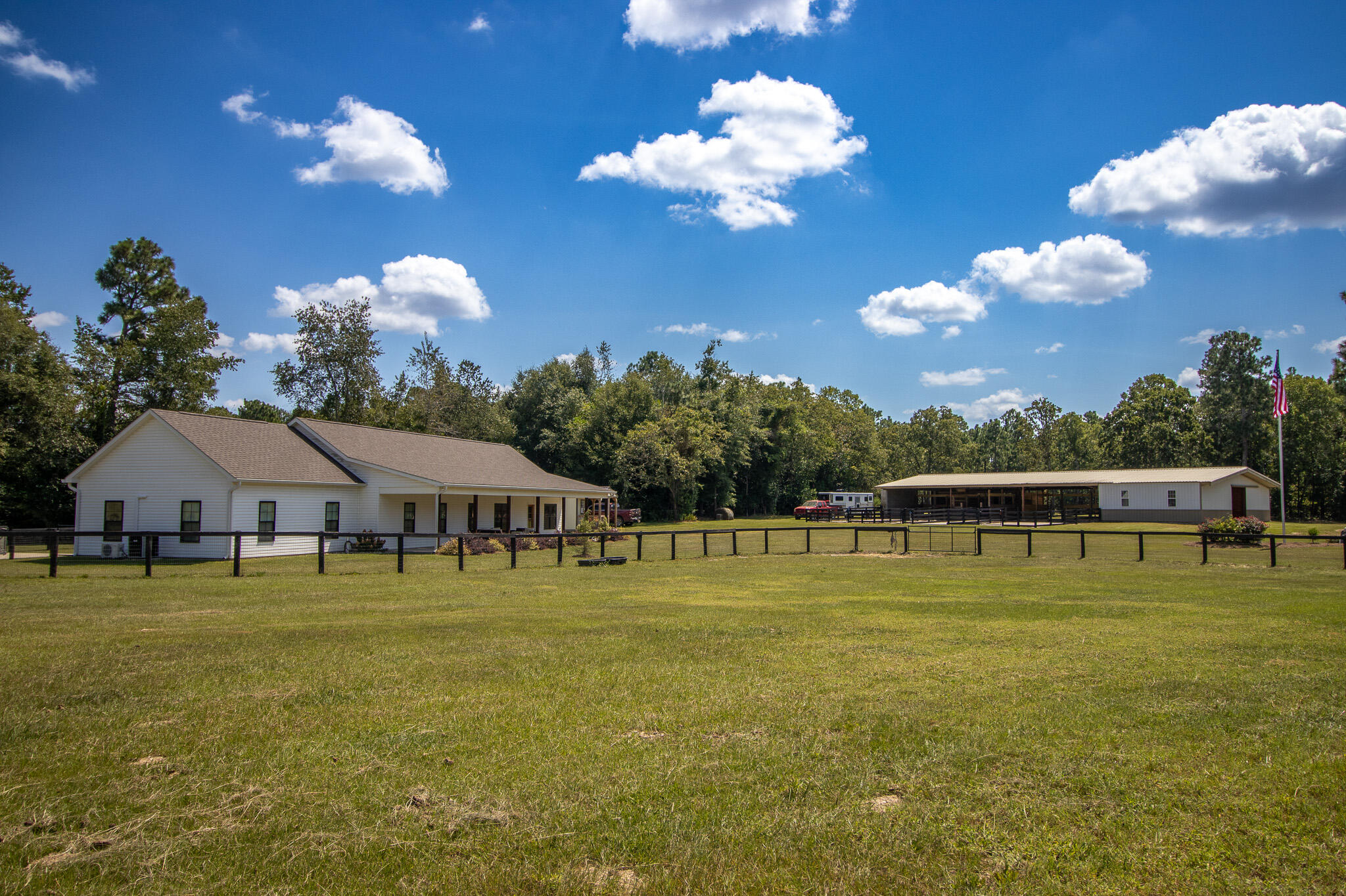 571 Oak Ridge Club Road Windsor, SC 29856 - Photo 2 of 107