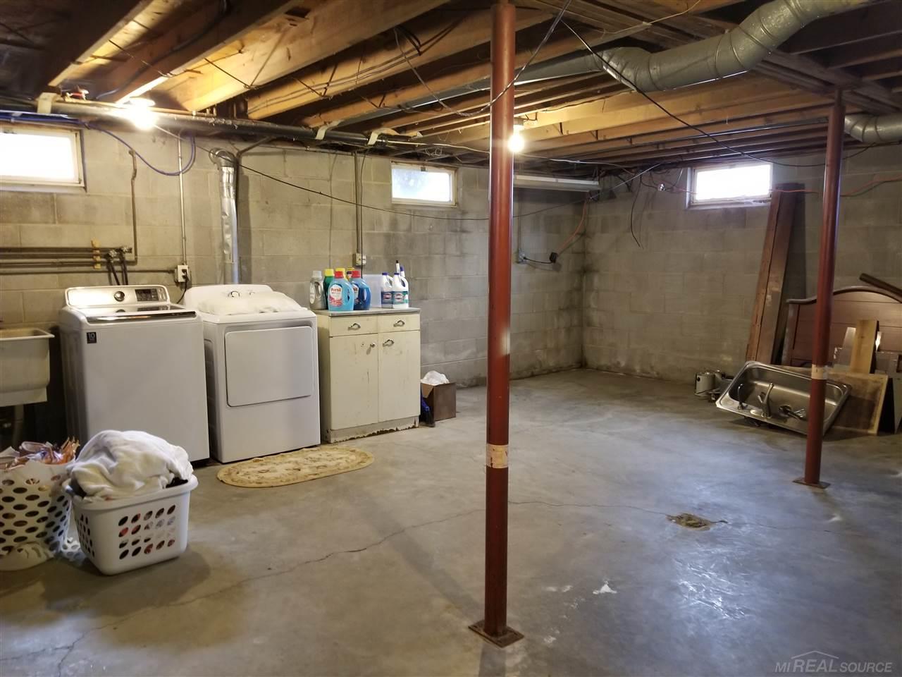 7100 Townsend Road Lexington, MI 48450 - Photo 22 of 29
