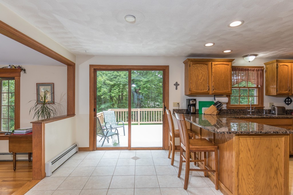 91 Squannacook Road Shirley, MA 01464 - Photo 4 of 22 Gallery Image 4