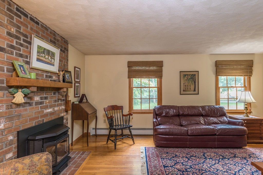 91 Squannacook Road Shirley, MA 01464 - Photo 10 of 22 Gallery Image 10