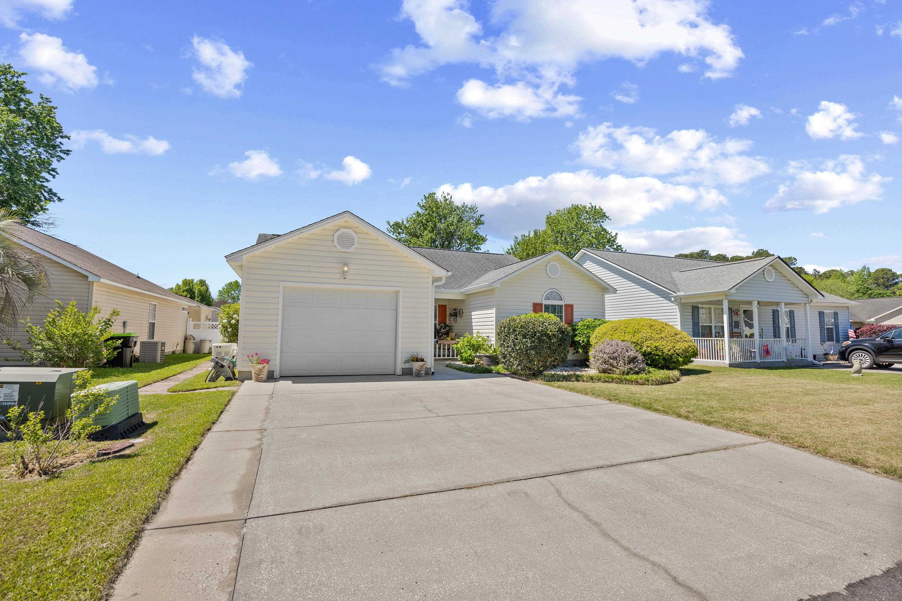 3006 Sabal Court Murrells Inlet, SC 29576 - Photo 2 of 41