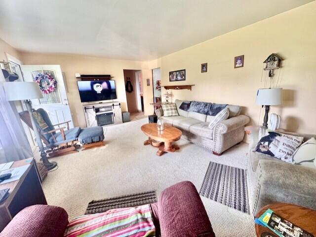 7050 Hopeful Road Florence, KY 41042 - Photo 5 of 25 Living Rm