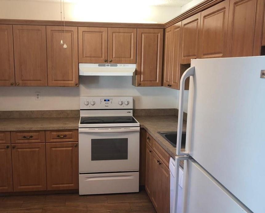 1800 Southwest 81st Avenue, Unit 1304 North Lauderdale, FL 33068 - Photo 3 of 23