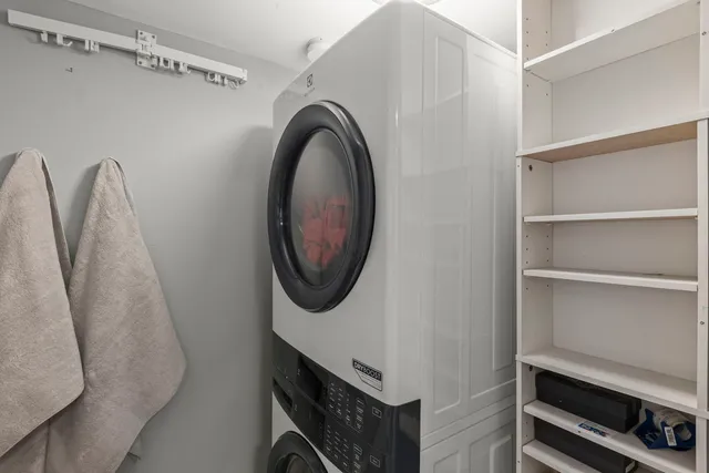 $330,000 | 903 Old Oak Circle, Algonquin, IL 60102