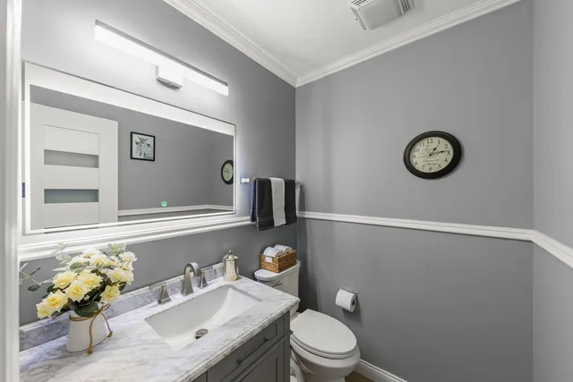 $330,000 | 903 Old Oak Circle, Algonquin, IL 60102