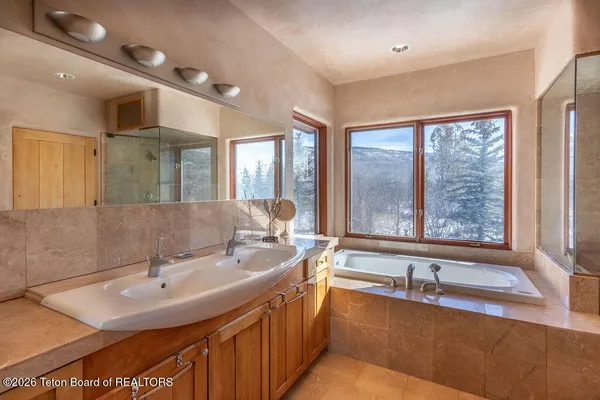 $2,995,000 | 1935 Larsen Lane, Alta, WY 83414