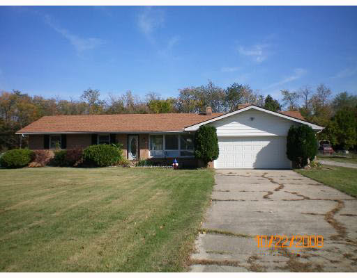 56150 Butternut Road South Bend, IN 46619 - Photo 1 of 6