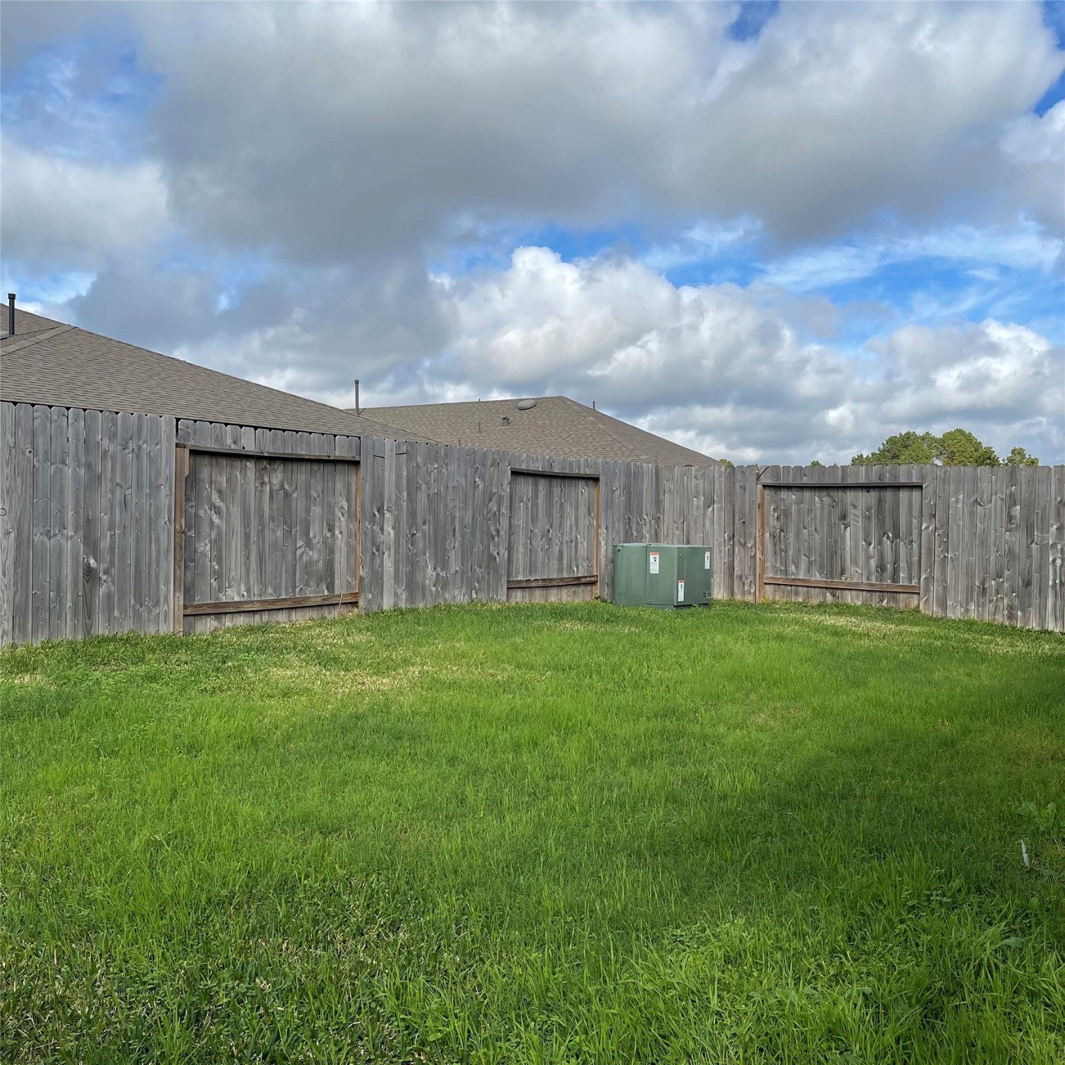 6814 Bradford Terrace Road Richmond, TX 77407 - Photo 28 of 31 a view of a backyard with green space