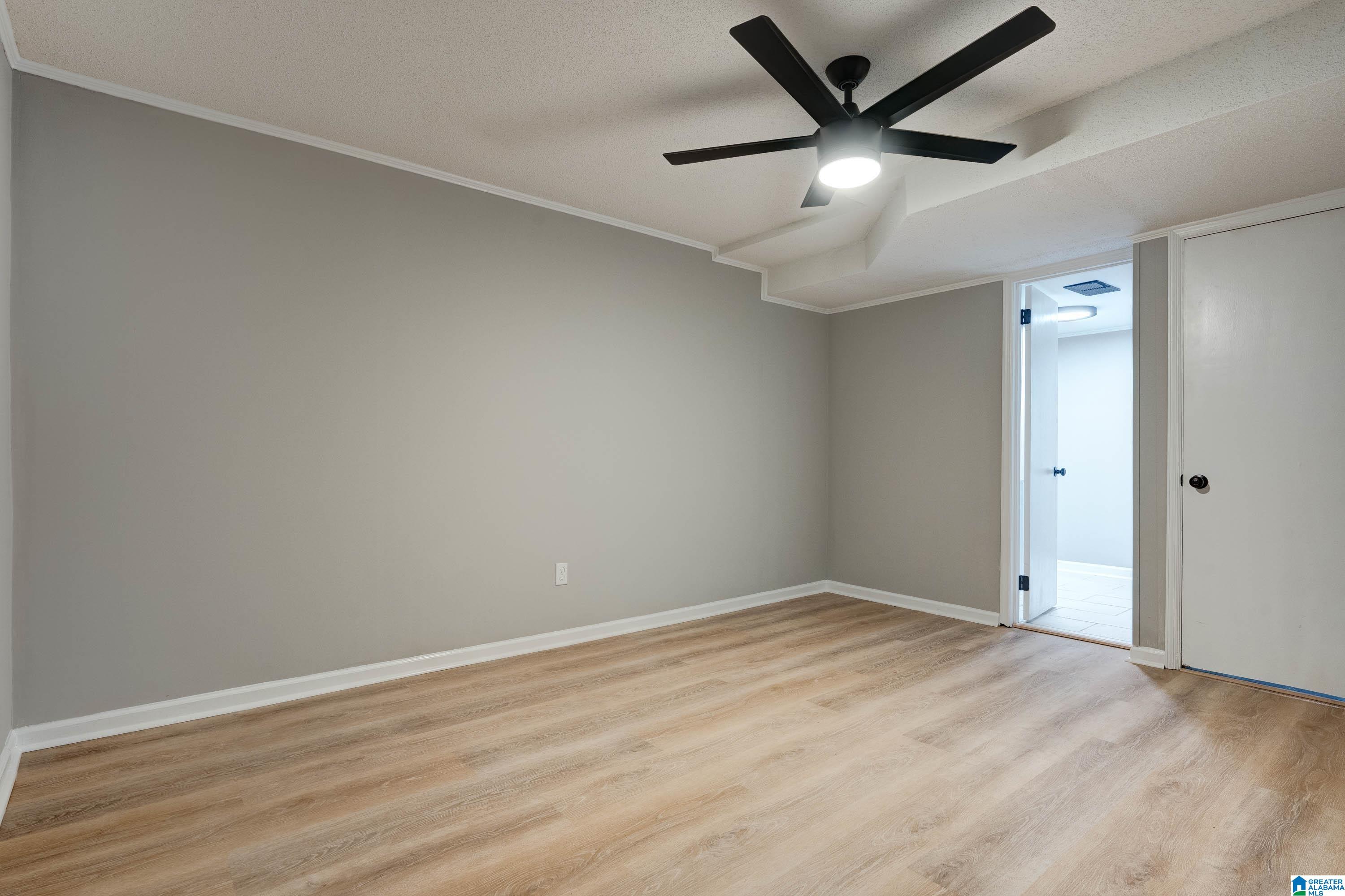 727 Oak Ridge Drive Birmingham, AL 35214 - Photo 24 of 36
