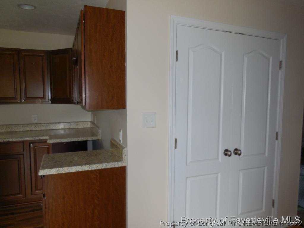 11332 Dunn Road Dunn, NC 28334 - Photo 5 of 22 Gallery Image 5